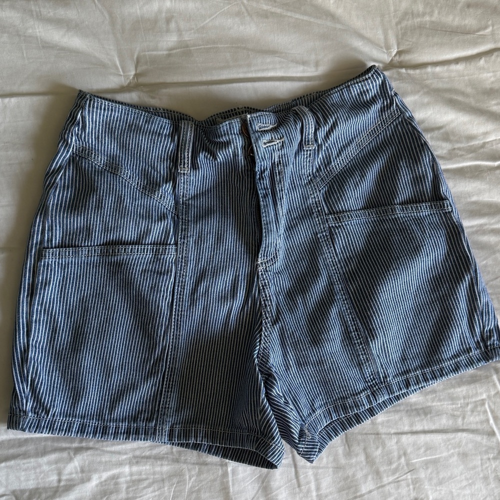 UNIVERSAL THREAD (Target) Striped Shorts